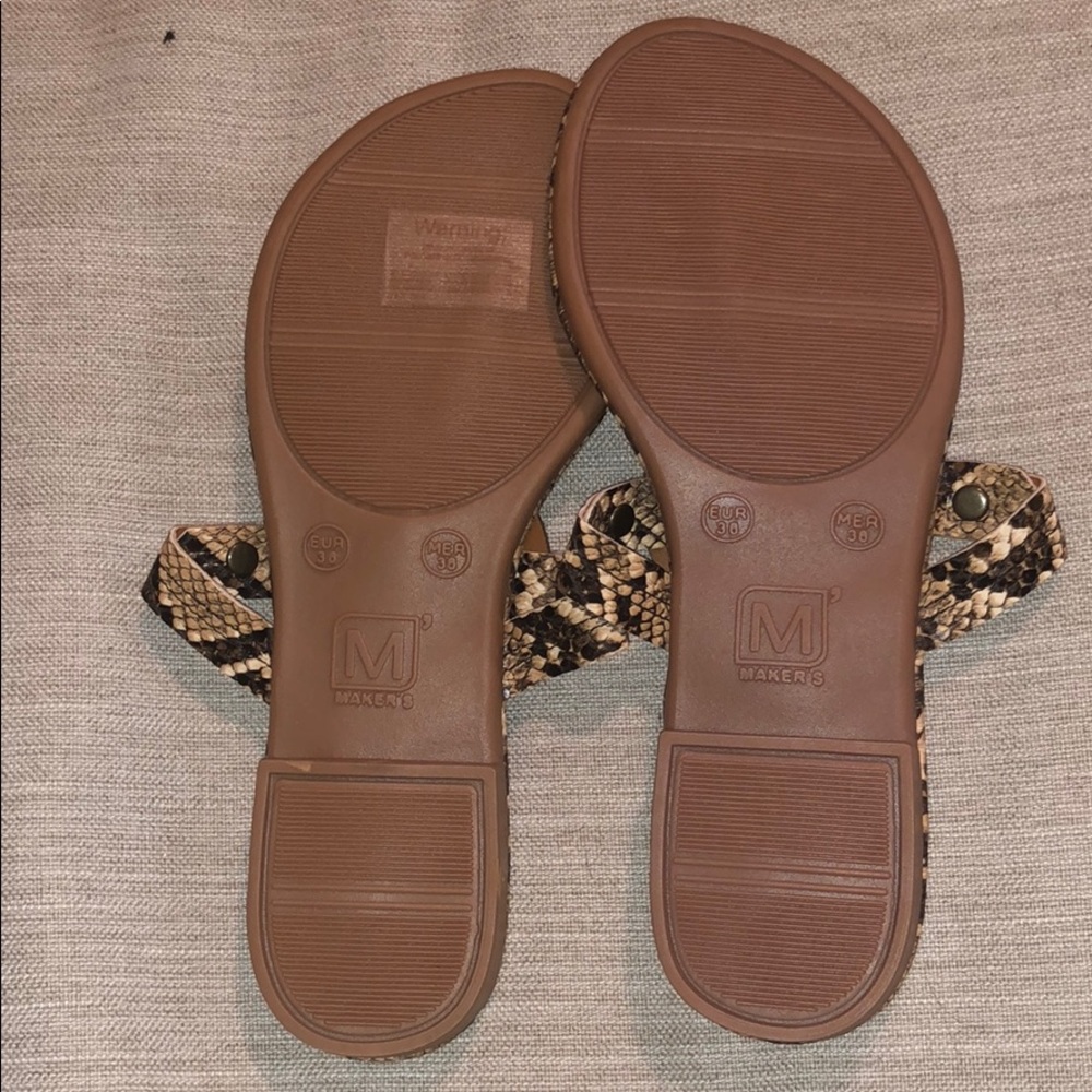 Sandals - Picture 2 of 2